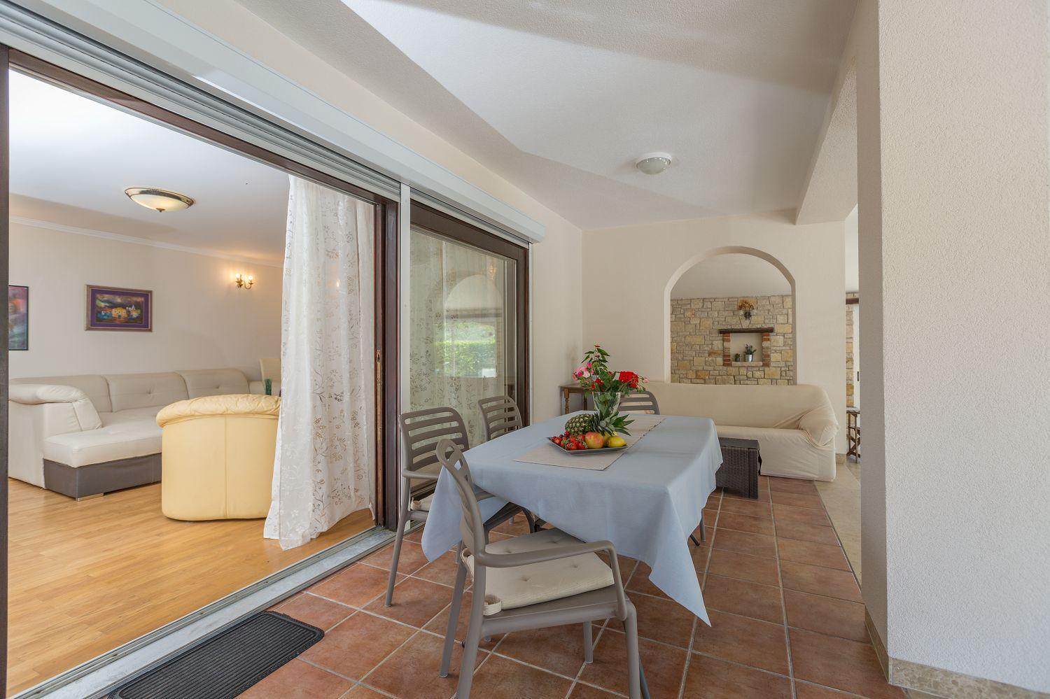 Apartment Lauschiges Mit 60m2 Pool, Babybett, Waschmaschine, Grillbereich - Nur 800 Meter Zum