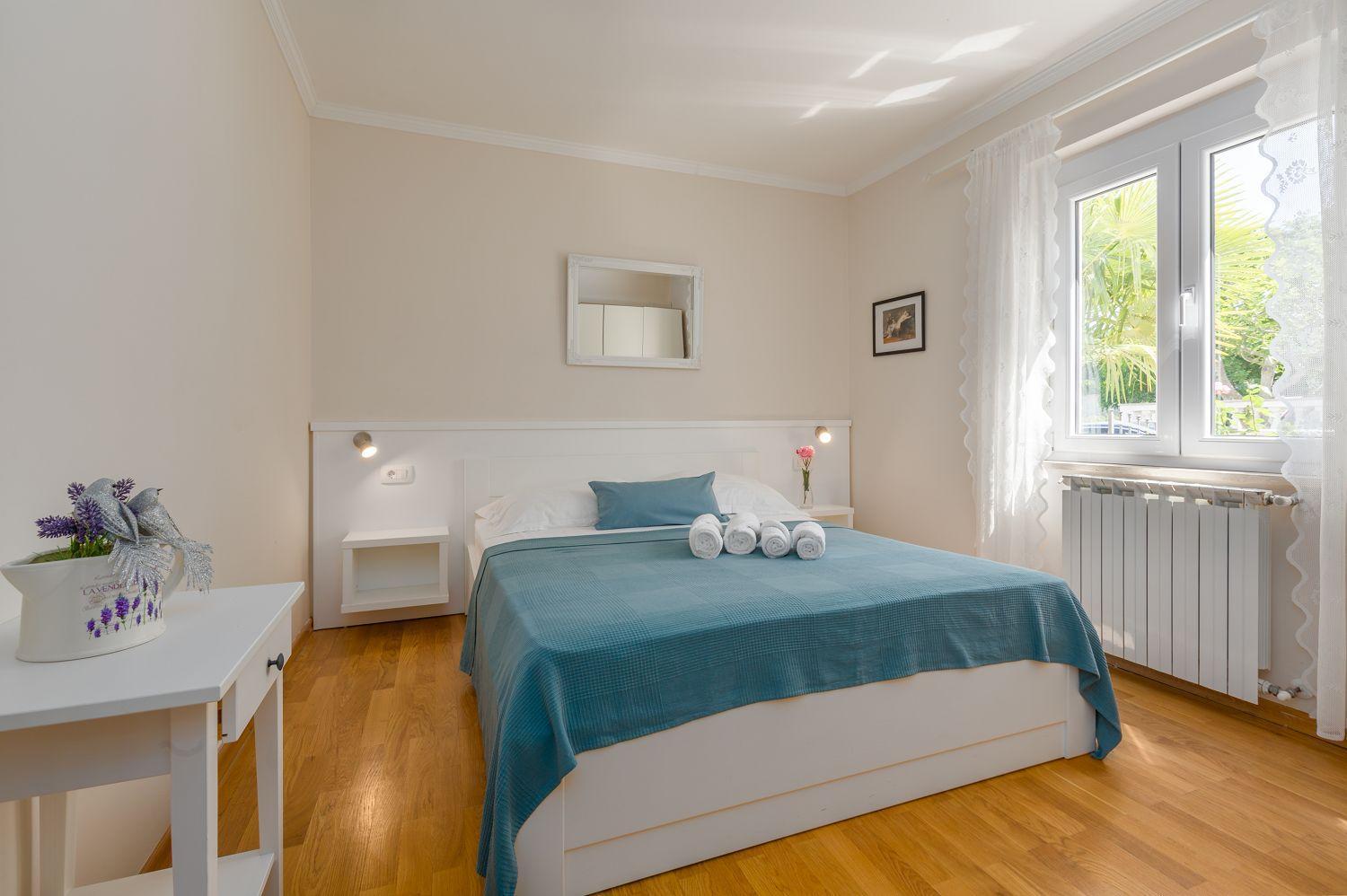 Lauschiges Mit 60m2 Pool, Babybett, Waschmaschine, Grillbereich - Nur 800 Meter Zum